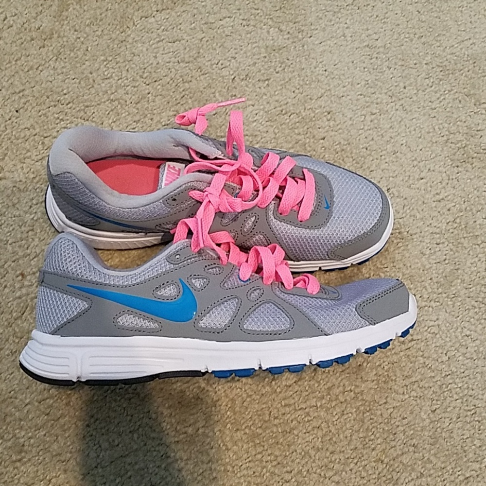 Nike Revolition 2